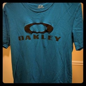 Mens Oakley T-shirt